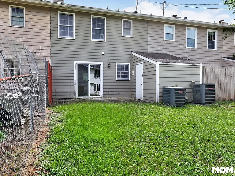 1028 Jeanette Ln — Photo 28