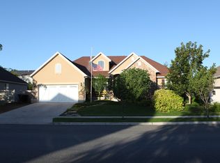1149 Banbury Dr, Syracuse, UT 84075