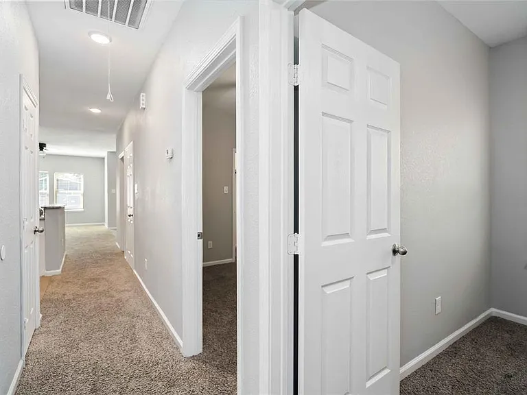 5105 Southwind St #A — Photo 20