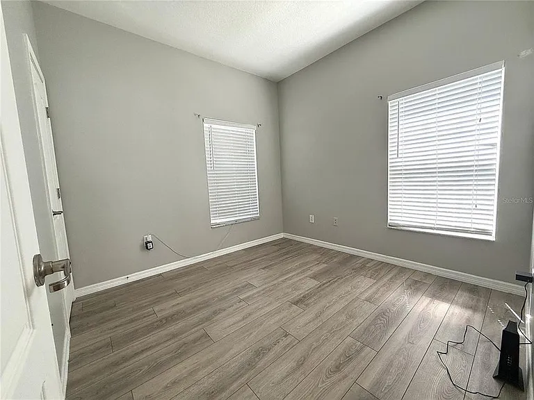 31203 Flannery Ct — Photo 9