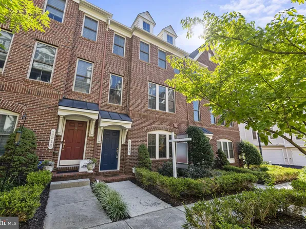 2517 S Kenmore Ct, Arlington, VA 22206