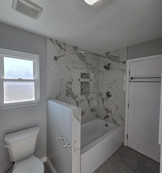 5353 1/2 S Harcourt Ave — Photo 17