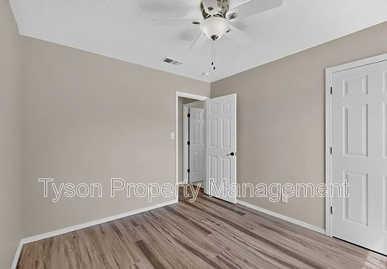 1409 Stoneway Dr NW — Photo 20