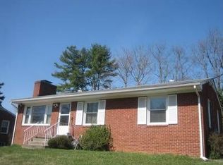 2231 Banbury St, Charlottesville, VA