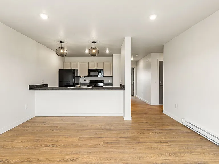 172 Brewers Blvd — Photo 26