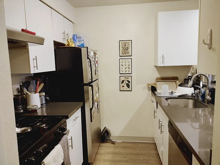Kitchen with Quartz Counter Tops