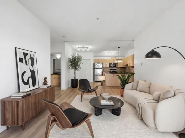 10235 112th St NW #517, Edmonton, AB T5K 1M7