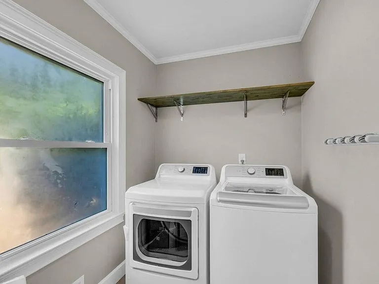 Laundry Room Cabinet