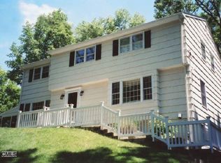 26 Settlers Ln, Ridgefield, CT 06877