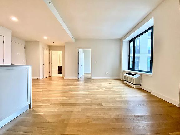 4th image of 409 Eastern Pkwy #1111