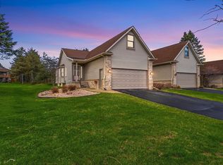 149 Creekwood Cir, Linden, MI