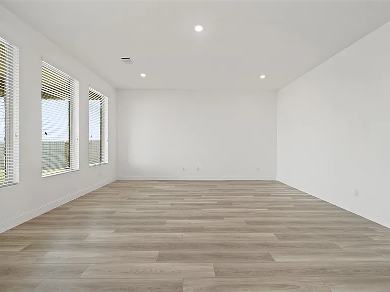 4535 Windmill Landing Ln — Photo 14