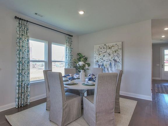 5th image of 213 Hampshire Way Lot 183