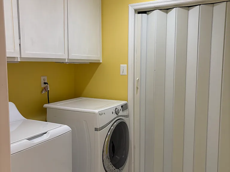 610 Brentwood Ct — Photo 36