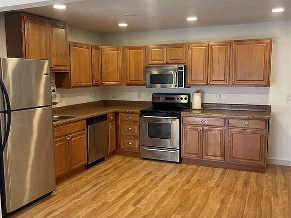 3rd image of 1011 SW 29th Avenue