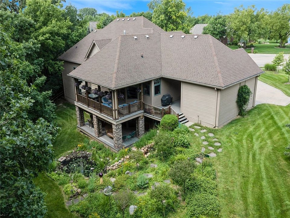 12926 Timberline Dr, Urbandale, IA 50323 | Zillow