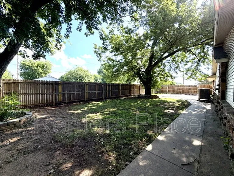 14148 S Poplar Pl — Photo 22