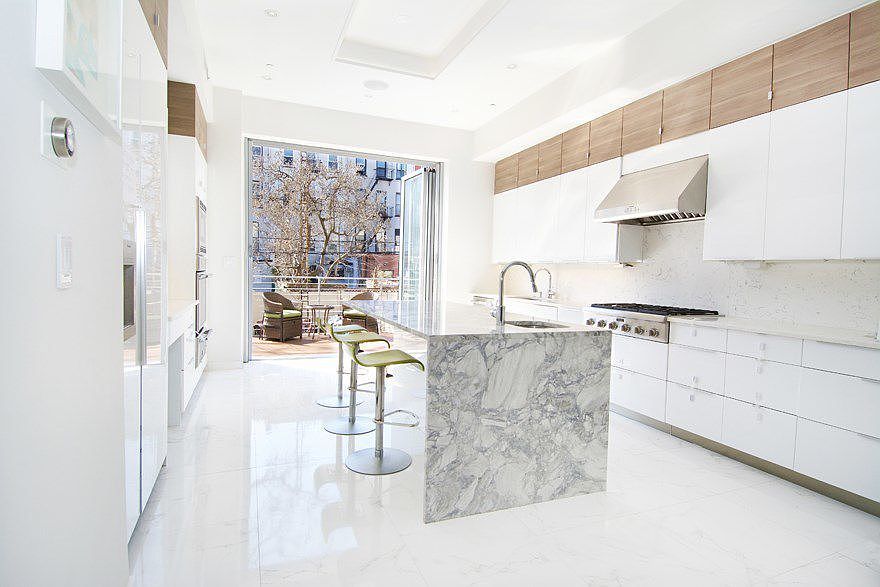 1st image of 328 President St #1