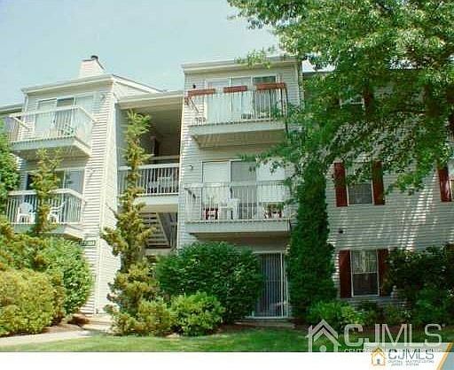 1st image of 376 McDowell Dr