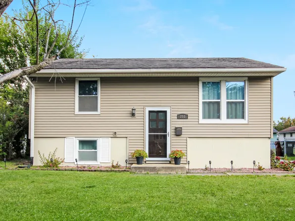 251 E Center St, Glenwood, IL 60425