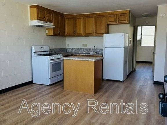 2nd image of 1019 Punahou St Unit 305
