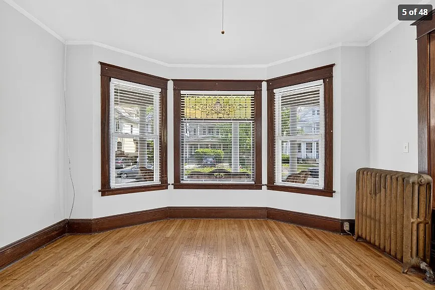 4 bed, 1550 sqft, $2,000 — Photo 4