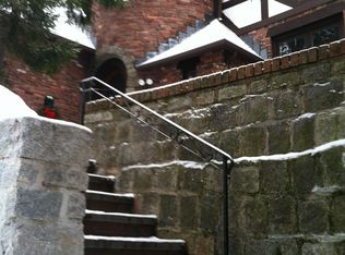 22 Laudholm Rd, Newton, MA 02458