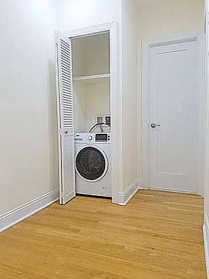 Rented by City Connections Realty | media 33