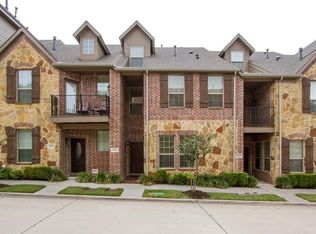 4261 Riverview Dr, Carrollton, TX 75010