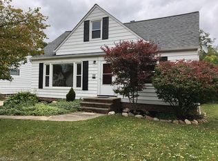 737 Pendley Rd, Willowick, OH 44095