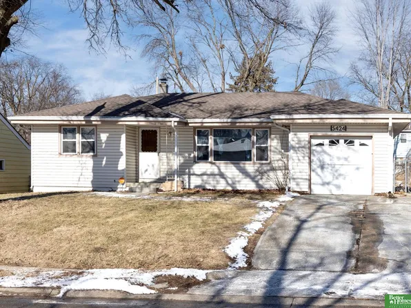 5424 Northwest Dr, Omaha, NE 68104