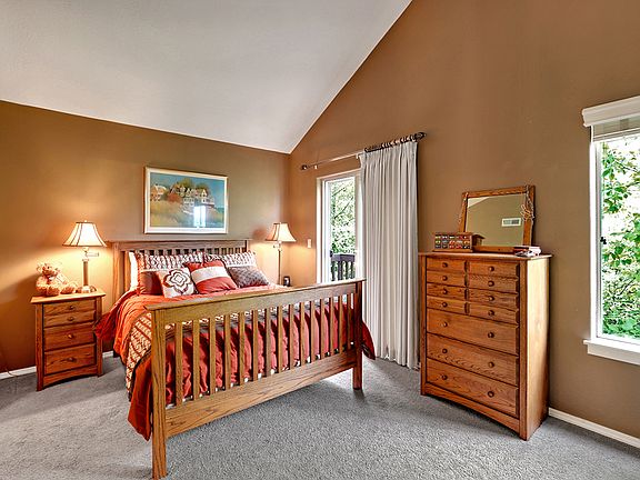 5th image of 13225 SW Hidden Creek Pl
