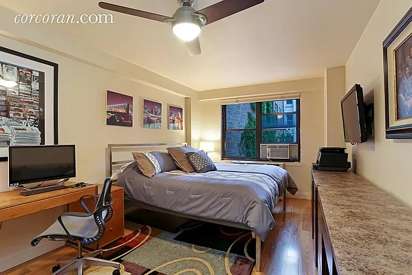 Sold by Corcoran | media 14