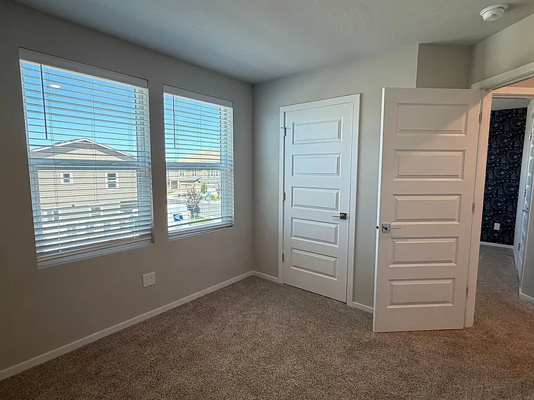 931 S Zeelar St — Photo 21
