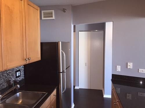 5th image of 400 N Lasalle St #3012