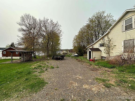 2nd image of 145 &amp; 313 E Lake Street