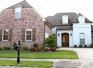 8662 Foxfield Dr, Baton Rouge, LA 70809