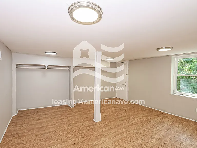 12685_010_bedroom_9.jpg