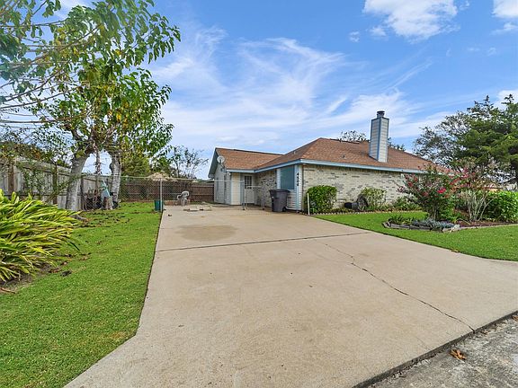 3rd image of 4506 Cardinal Dr