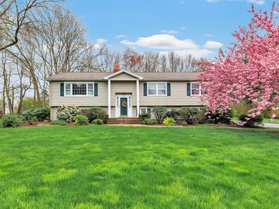 10 Cayer Cir, Shelton, CT, 06484
