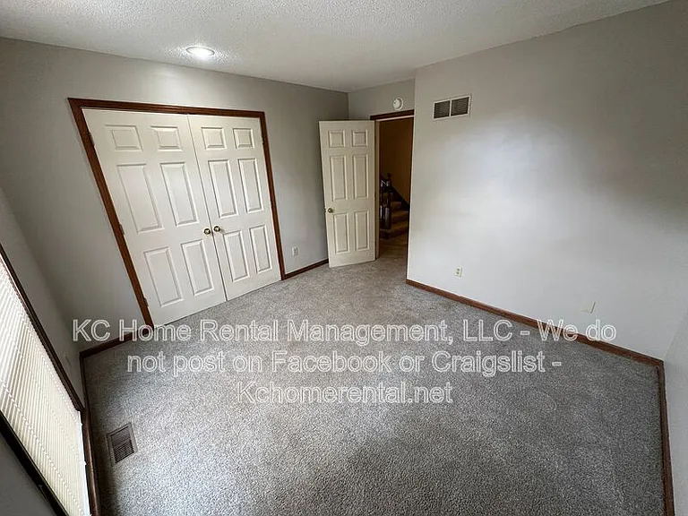 1420 SE 7th Pl — Photo 22