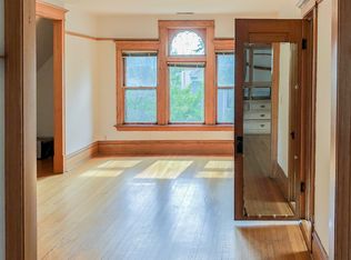 3244 N Lakewood Ave APT 3, Chicago, IL 60657