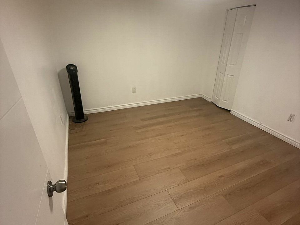 1st image of 595 N Dundas St #4