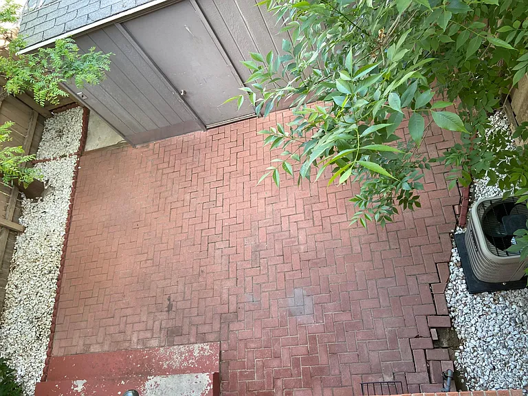 9028 E Lehigh Ave — Photo 10