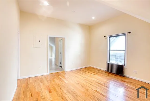 247 Willow St — Photo 8
