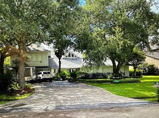 134 E Ruelle St, Mandeville, LA 70471