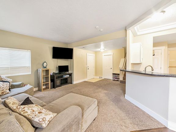 3rd image of 4836 W Stormy Meadow Dr