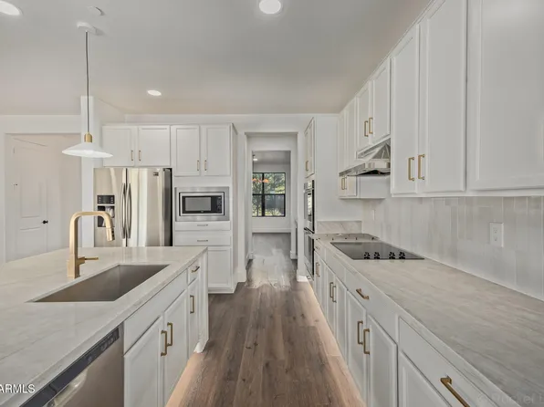 11853 W NADINE Way, Peoria, AZ 85383