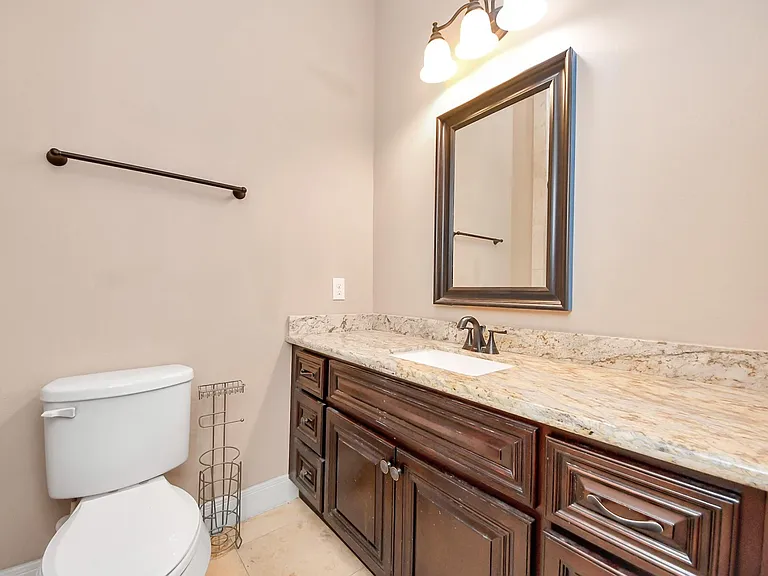 11045 Upland Forest Dr — Photo 12