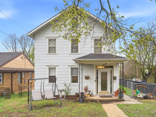 401 Crawford Ave, Dixon, IL 61021